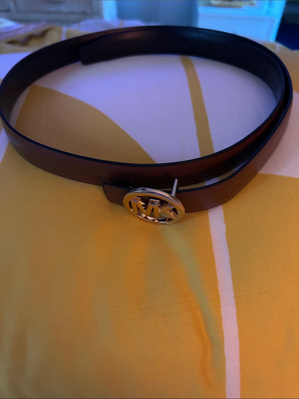 Michael Kors copy of Brown Leather Belt with Silver MK Round Buckle - Picture 3 of 6